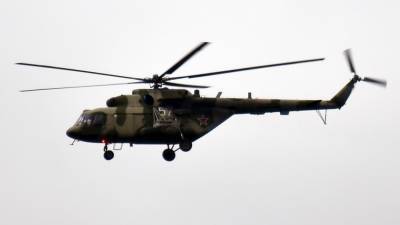 Пять человек находились на борту Ми-8, совершившего аварийную посадку в Иркутске