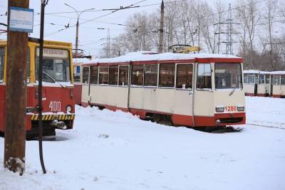 В Екатеринбурге хулиганы избили водителя трамвая, который сделал им замечание