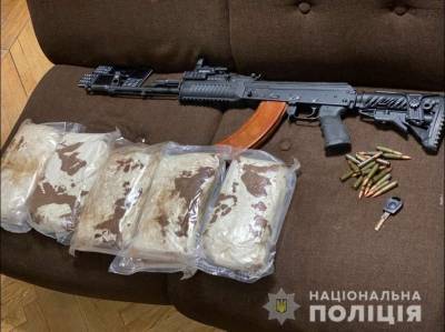 В Харькове разоблачена банда наркоторговцев и автоворов