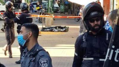 Мотоциклист застрелил иностранца на улице в Тель-Авиве
