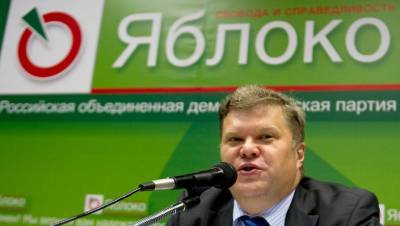 Депутат Мосгордумы Митрохин сообщил о своем задержании