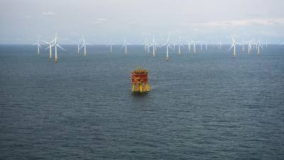 Европейские рыбаки против ветряков в Северном море