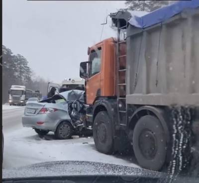 В сети появился момент жуткой аварии на трассе “Липецк-Грязи” (видео)