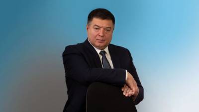 Спецзаседание КСУ: охрана не пустила Тупицкого в суд