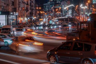 У Києві «рівень автомобілізації» вперше перевищив 400 авто на 1000 жителів (в цілому по країні показник становить 245 авто на 1 тис. українців)