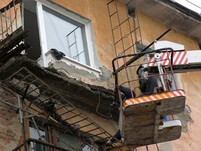В Астрахани вынесен приговор по факту ненадлежащего оказания услуг, повлекшего обрушение балкона
