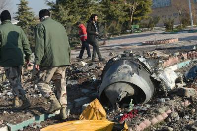 Определил как "вражескую цель": Иран говорит, что самолет МАУ сбили из-за ошибки оператора ПВО