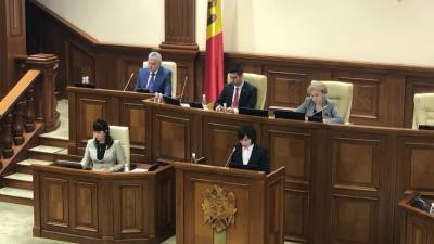 В Молдове вновь два кандидата на пост премьер-министра