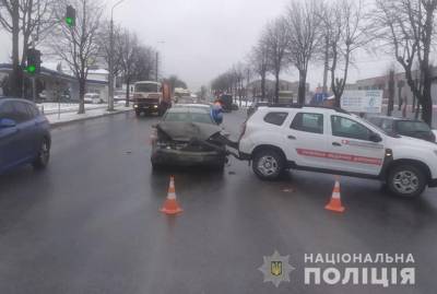В Тернополе попал в ДТП автомобиль, перевозивший вакцину от коронавируса