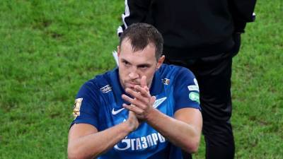 Дзюба забил после ошибки Акинфеева в матче ЦСКА — «Зенит»