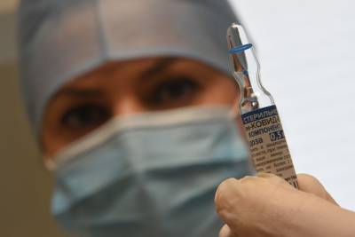Попова: Примерно у 10 процентов людей не вырабатывается иммунитет после вакцинации
