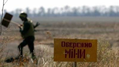 Украина инициирует разблокирование КПВВ на Донбассе и гуманитарное разминирование перед Пасхой