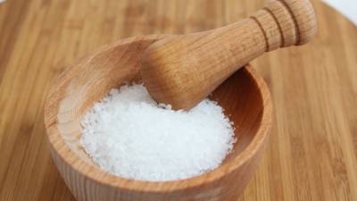 Нефролог Панкратенко назвала оптимальную норму соли для человека