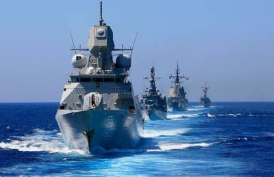 Корабли Черноморского флота сопроводили корабль НАТО - детали