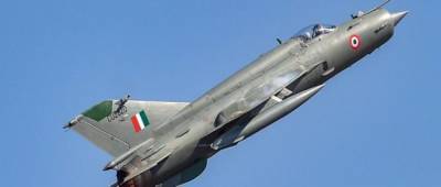 В Индии разбился военный истребитель МиГ-21