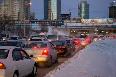 ГИБДД предупредило водителей о резком ухудшении погоды в Новосибирске
