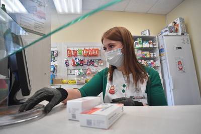 Борис Менделевич - В Госдуме предложили частично возмещать деньги гражданам на покупку лекарств - vm.ru - Москва