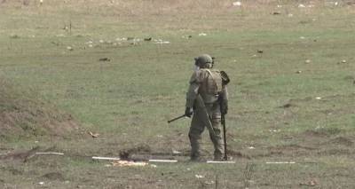 Миротворцы в Карабахе обезвредили 12 снарядов в районе Мартакерта — видео