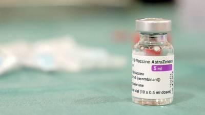 Чехи стали отказываться от вакцинации препаратом от AstraZeneca