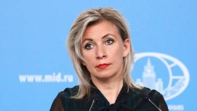Немцы Киеву за Крым не должны: Захарова осадила украинского посла