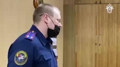 Двое чиновников задержаны в Новгородской области