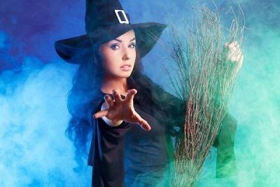 Ведьма по гороскопу: женщины каких знаков Зодиака обладают скрытой силой