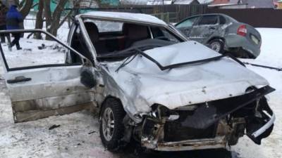В Тамбовской области 14-летний подросток за рулем ВАЗа устроил ДТП с пострадавшими