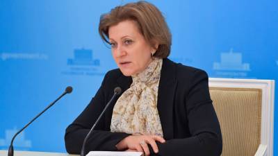 Попова прокомментировала возможность отмены масочного режима в России