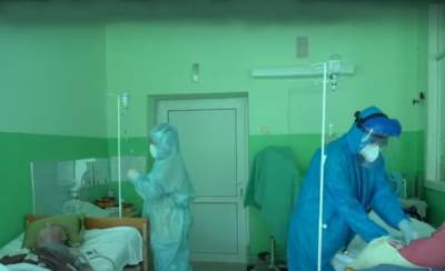 В Киеве уже нет мест для пациентов с коронавирусом, врачи бьют тревогу: "Болезнь стала более сложной и..."