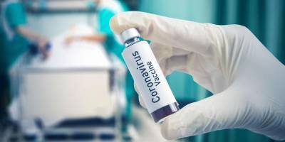 Польша и Франция выступили за прекращение вывоза вакцин от коронавируса из Европы