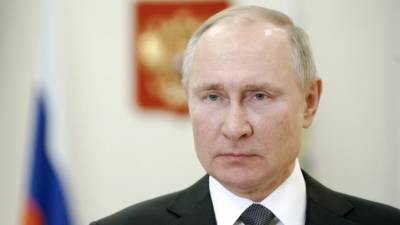 Путин поздравил с седьмой годовщиной воссоединения Крыма с Россией