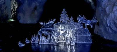 Ледовые скульптуры преобразили пещеры горного парка в Карелии (ФОТО)