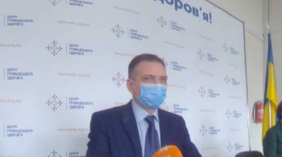 Выяснилось, сколько украинцев заболели коронавирусом повторно