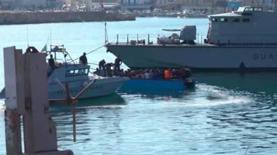 Лампедузу вновь атакуют африканские беженцы