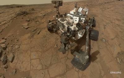 Ровер запечатлел "пылевого дьявола" на Марсе