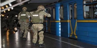 В четверг, 18 марта, днем из-за анонимного звонка о минировании закрыли 7 станций метро Киева - ТЕЛЕГРАФ