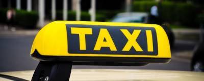 Петербургские власти планируют запретить повышение цен на такси в случае ЧП