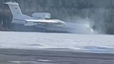 У самолета-амфибии Бе-200 подломилась стойка шасси при взлете в Красноярске
