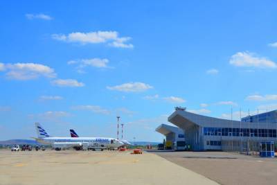 В аэропорту Минвод реконструировали перрон для воздушных судов
