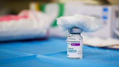 Медсестра в Грузии впала в кому после прививки вакциной от AstraZeneca