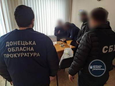 2 000 долларов за землю: на взятке поймали заместителя мэра в Донецкой области
