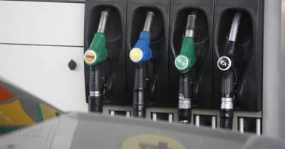 В Калининграде стоимость бензина превысила 50 рублей за литр