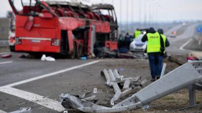 ДТП с автобусом в Польше: двое украинцев все еще в тяжелом состоянии