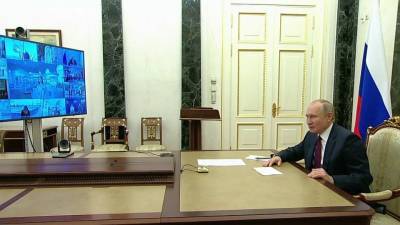 Владимир Путин пообщался с общественностью Крыма и Севастополя