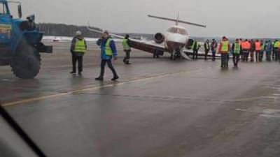 Самолет из Ниццы аварийно сел во Внуково