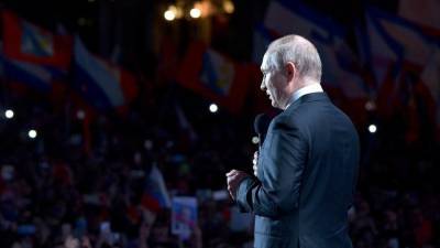 Президент РФ поставил задачу привлечь больше инвестиций в Крым и Севастополь