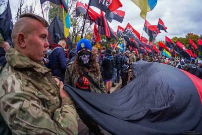 До прихода Русской весны Украина переживёт нацистский переворот