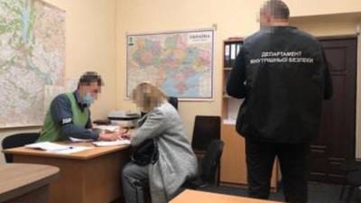 На Киевщине в полицию устроили 24 "мертвые души": они 6 лет получали зарплату