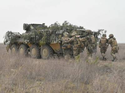 Миссия ОБСЕ сообщила о возвращении боевиков на позиции в зоне разведения сил возле Золотого