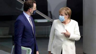 Отмазки правительства: Меркель каждый раз находит причины для продления локдауна